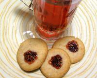Jam Filled Hazelnut-Almond Cookie Recipe